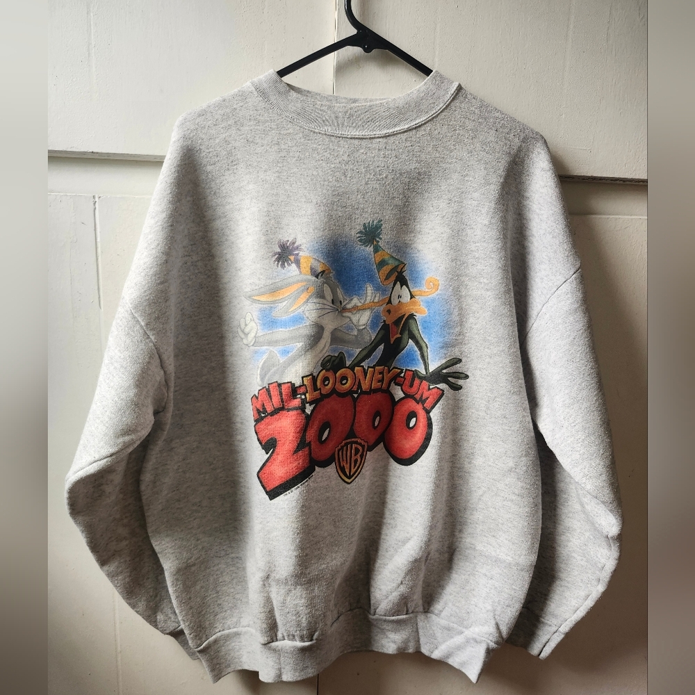 Warner Bros. 2K Looney Tunes  Gray Uinsex  Sweater XL